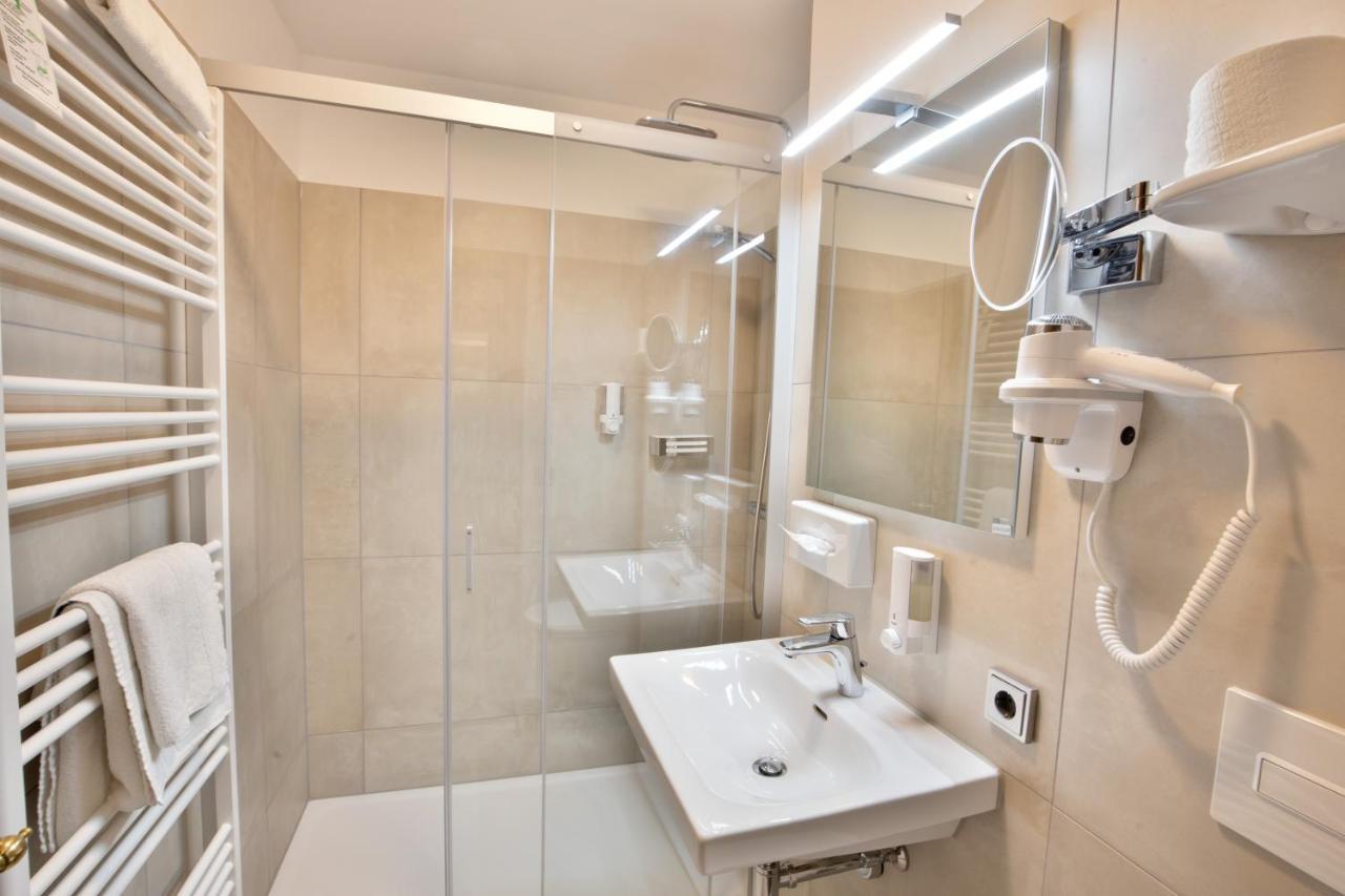 Hotel Deeke'S Quellenhof Lubbecke Zewnętrze zdjęcie